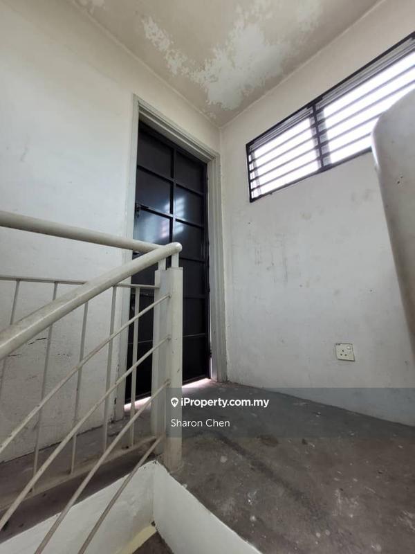 Townhouse for Sale in Bandar Utama, Selangor by Sharon Chen - iProperty.com.my