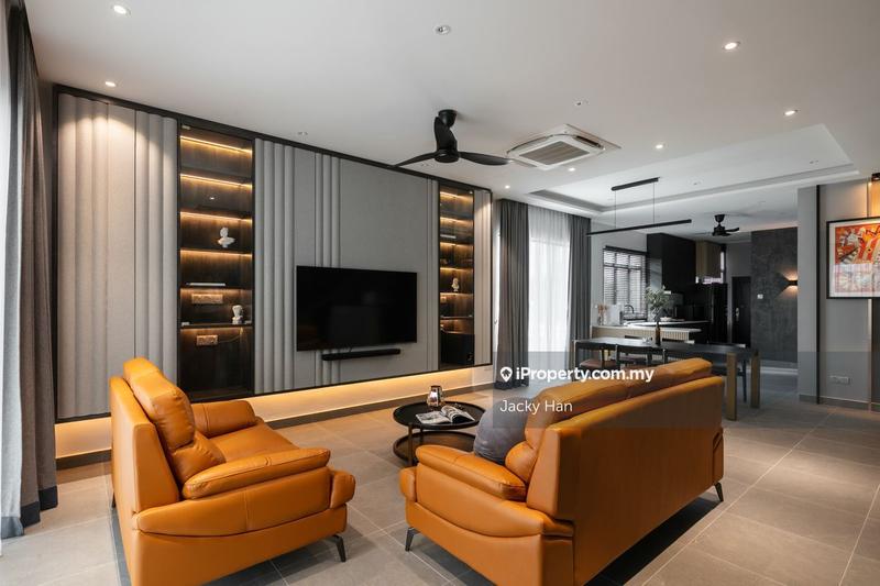 For Sale - Laurel Residence