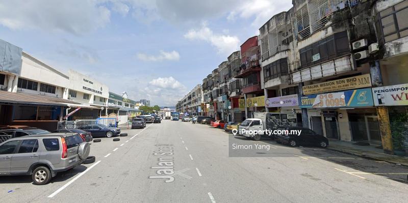 Shop / Office for Sale in Taman Perindustrian Batu Caves, Batu Caves by Simon Yang - iProperty.com.my