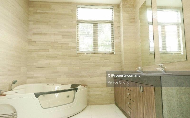 Bungalow House for Sale in Bukit Gita Bayu, Seri Kembangan by Venice Chong - iProperty.com.my