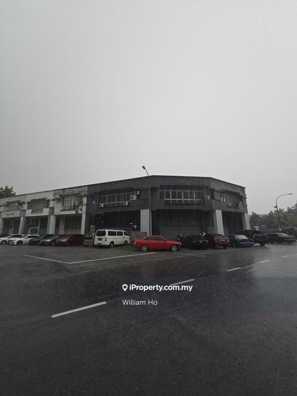 For Rent - Corner Lot 2 Storey Balakong Jaya