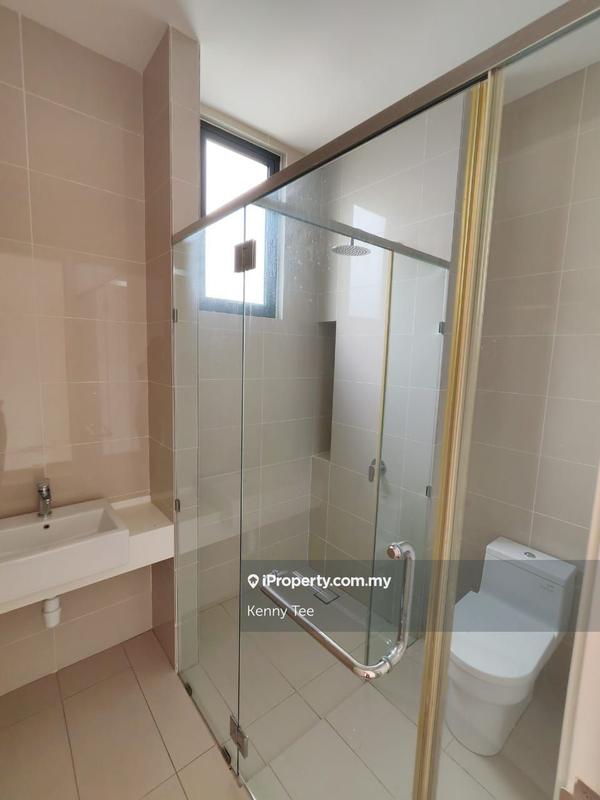 Semi-Detached House for Sale in Bandar Sri Sendayan, Negeri Sembilan by Kenny Tee - iProperty.com.my