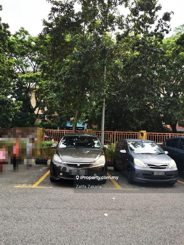 Apartment for Sale in Serdang Villa Apartment by Zalifa Zakaria - iProperty.com.my