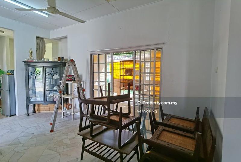 Banglo untuk Dijual di Pantai Sepang Putra, Sepang oleh Vernice Ng - iProperty.com.my