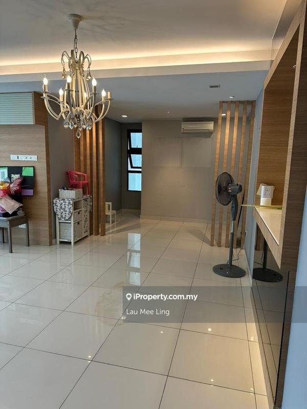 For Sale - Papillon Desahill Condominium