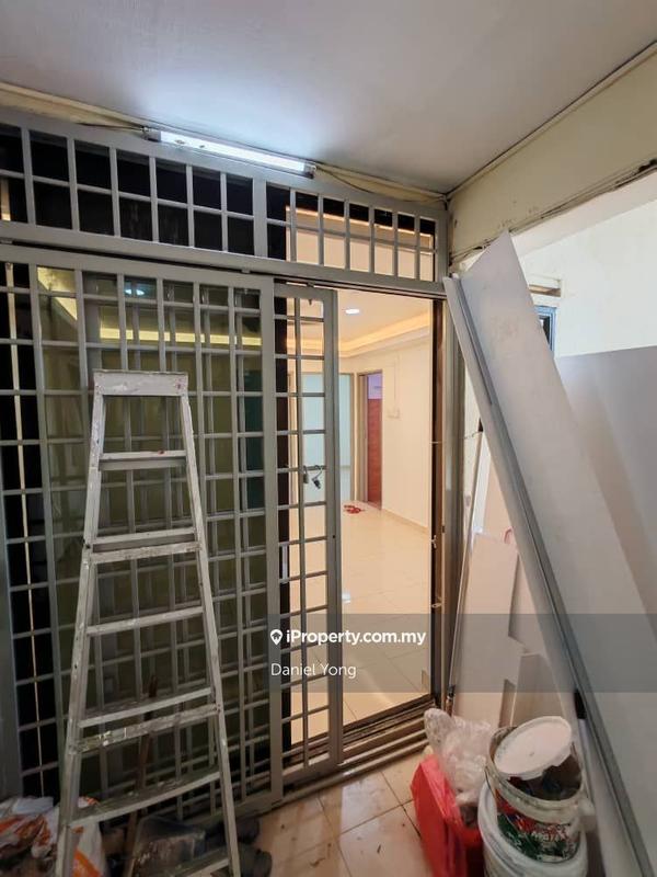 For Sale - Bandar Selesa Jaya