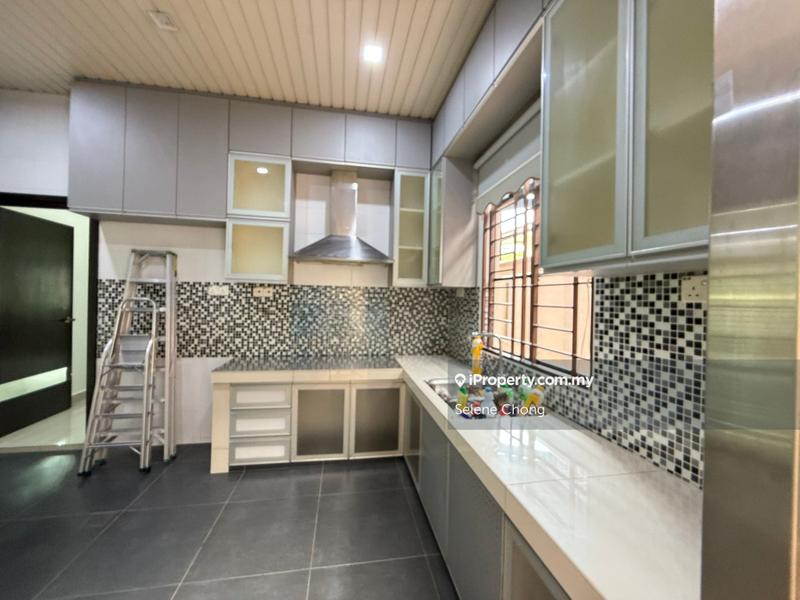 Rumah Berkembar untuk Dijual di Kajang, Selangor oleh Selene Chong - iProperty.com.my