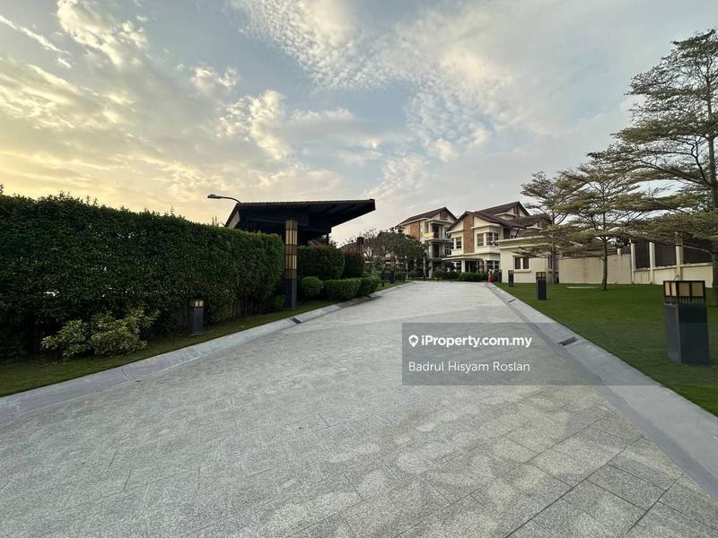 Banglo untuk Dijual di Seksyen 9, Shah Alam oleh Badrul Hisyam Roslan - iProperty.com.my