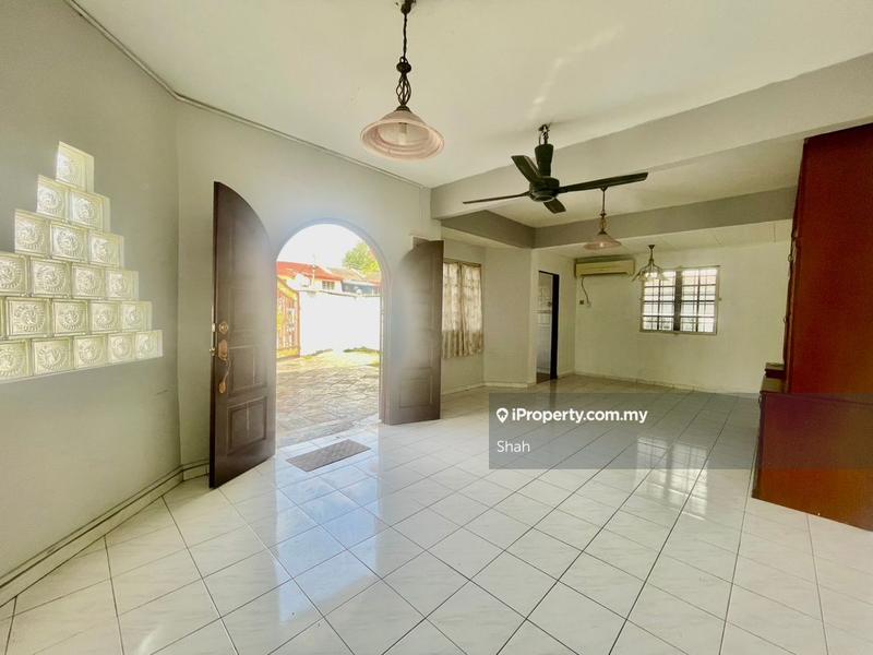 Rumah Teres 2-Tingkat untuk Dijual di SS19, Subang Jaya oleh Shah - iProperty.com.my