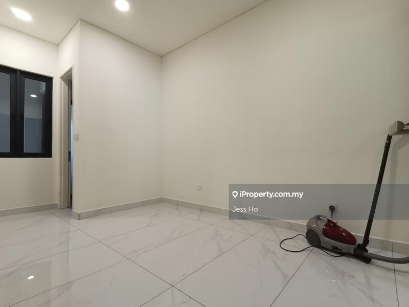3-storey Terraced House for Sale in Happy Garden, Kuchai Lama by Jess Ho - Vila Setara Happy Garden Superlink - iProperty.com.my