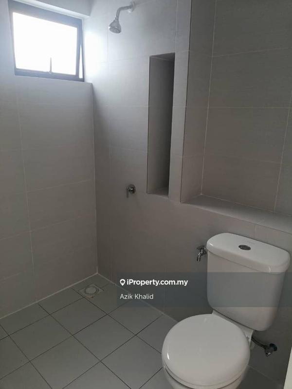 2-storey Terraced House for Sale in Bandar Baru Puncak Alam, Puncak Alam by Azik Khalid - iProperty.com.my