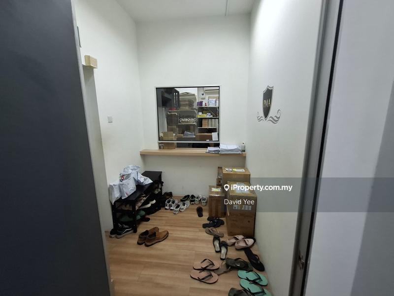 Pejabat untuk Dijual di 8trium Office Tower, Bandar Sri Damansara oleh David Yee - iProperty.com.my