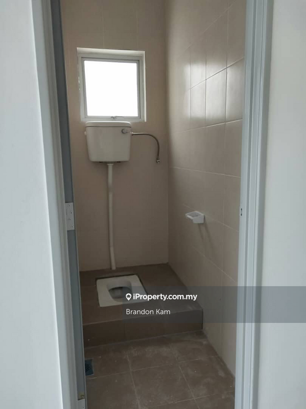 Shop for Rent in Bandar Sri Sendayan, Negeri Sembilan by Brandon Kam - iProperty.com.my