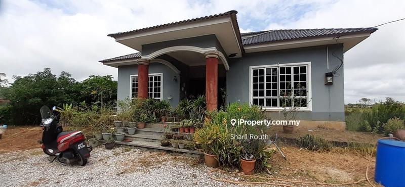 Tanah Kediaman untuk Dijual di Freehold Non Bumi Teratak Banglo dan Tanah Lot, Semanggol oleh Sharil Routh - iProperty.com.my