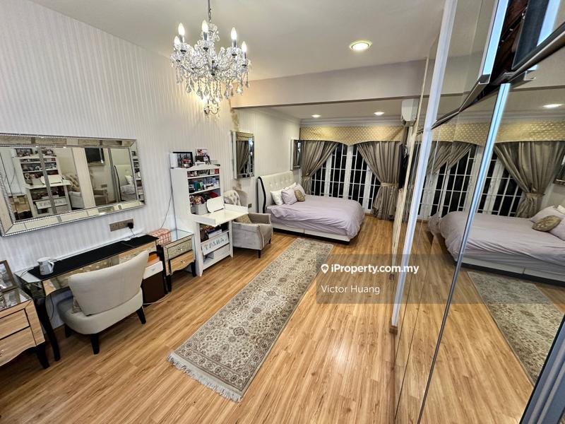 Rumah Berkembar untuk Dijual di Kelana Jaya, Petaling Jaya oleh Victor Huang - iProperty.com.my