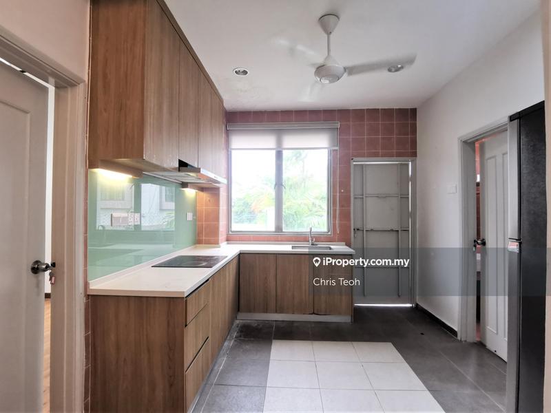 Bungalow House for Sale in Batu Ferringhi, Penang by Chris Teoh - iProperty.com.my