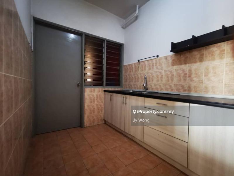 For Sale - Pangsapuri Saraka