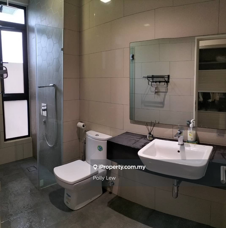 4.5-storey Terraced House for Sale in Taman Bukit Serdang, Seri Kembangan by Polly Lew - iProperty.com.my