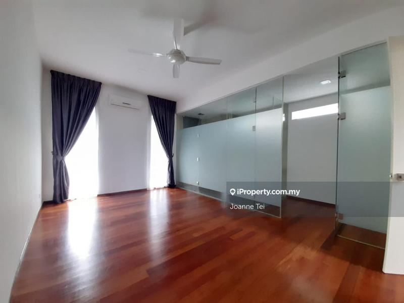 Bungalow House for Sale in Lakefront Villa, Cyberjaya by Joanne Tei - iProperty.com.my