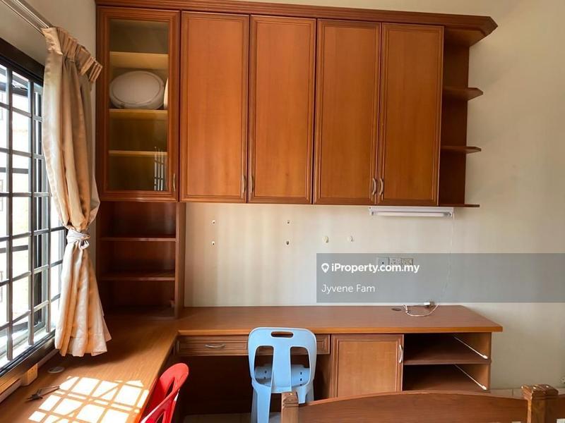 For Rent - Evergreen Park Scot Pine