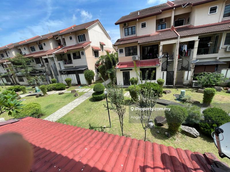 Townhouse for Sale in Sunway Damansara, Kota Damansara by Angie Chai - iProperty.com.my