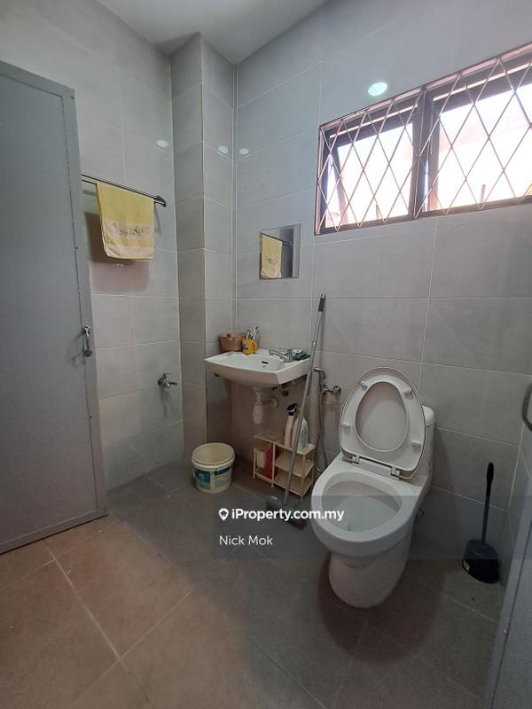 Rumah Teres 2-Tingkat untuk Dijual di Taman Mayang, Petaling Jaya oleh Nick Mok - iProperty.com.my
