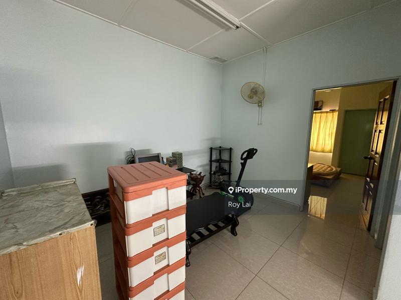 2-storey Terraced House for Sale in Taman Universiti Indah, Seri Kembangan by Roy Lai - iProperty.com.my