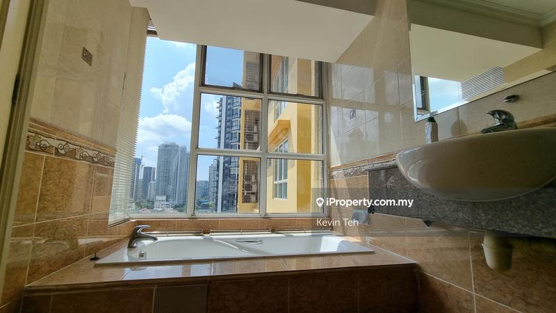 For Sale - La Grande Kiara