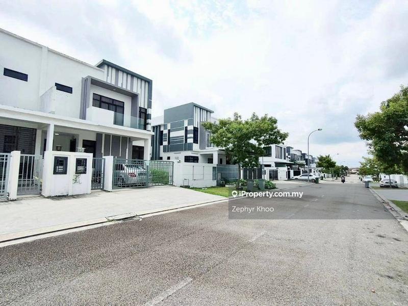 Cluster House for Sale in Bukit Indah, Iskandar Puteri (Nusajaya) by Zephyr Khoo - iProperty.com.my