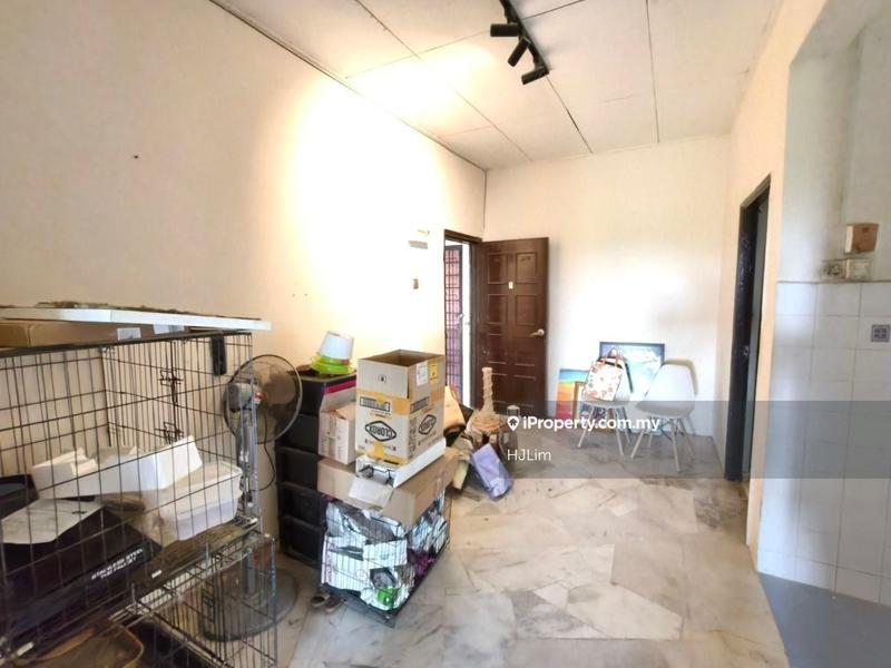 Apartment for Sale in Pangsapuri Seri Jasa by HJLim - iProperty.com.my