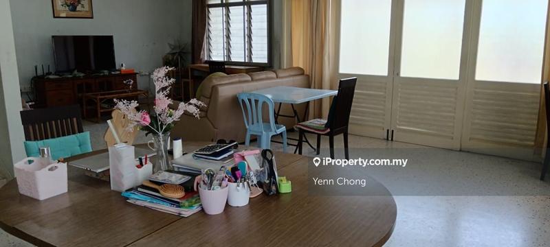 Rumah Berkembar untuk Dijual di Taman Yarl, Jalan Klang Lama (Old Klang Road) oleh Yenn Chong - iProperty.com.my