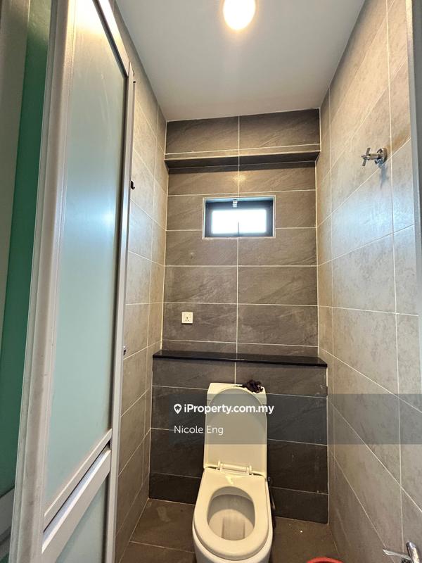Kilang Teres untuk Dijual di wj0dl, Subang Jaya oleh Nicole Eng - iProperty.com.my