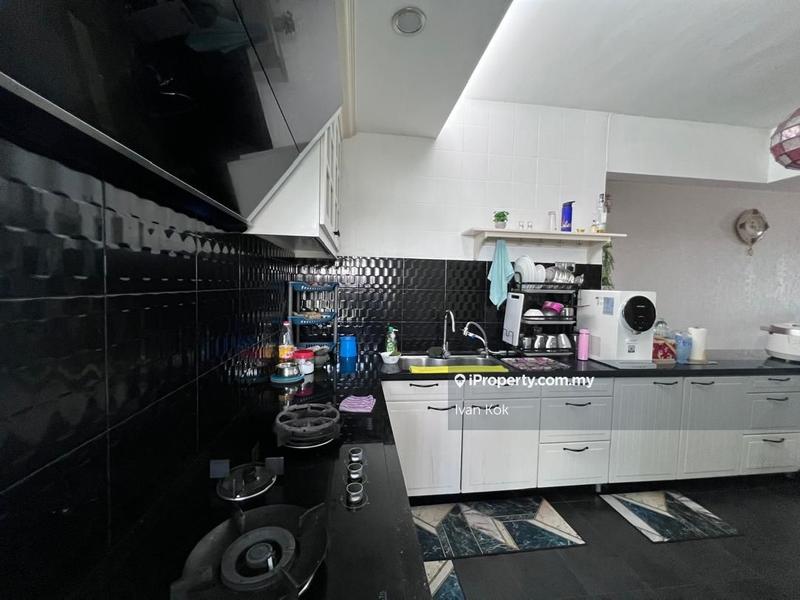 Condominium for Sale in Riana Green Condominium by Ivan Kok - iProperty.com.my
