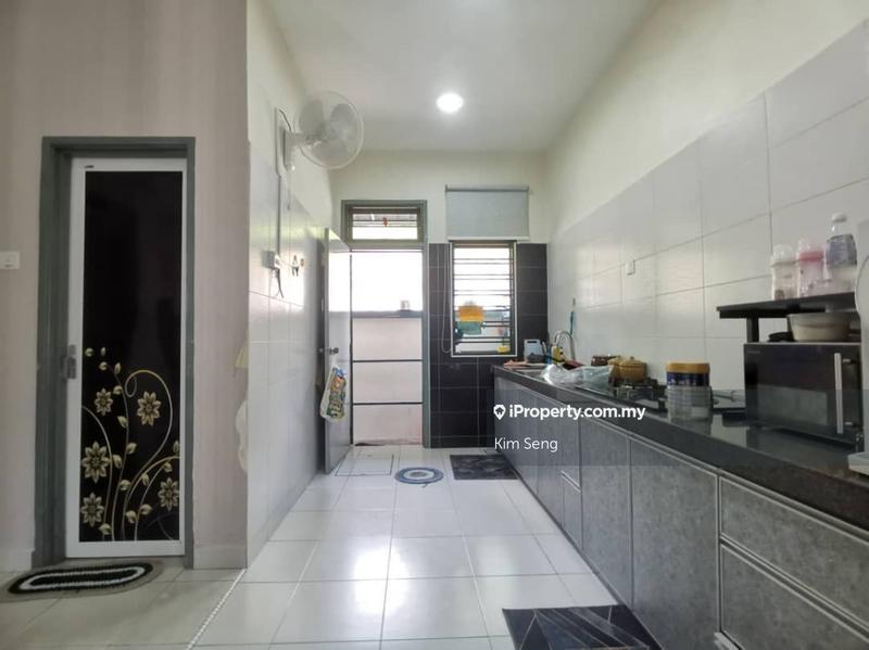 1-storey Terraced House for Sale in Taman Mengkibol Corner Terrace, Kluang by Kim Seng - iProperty.com.my