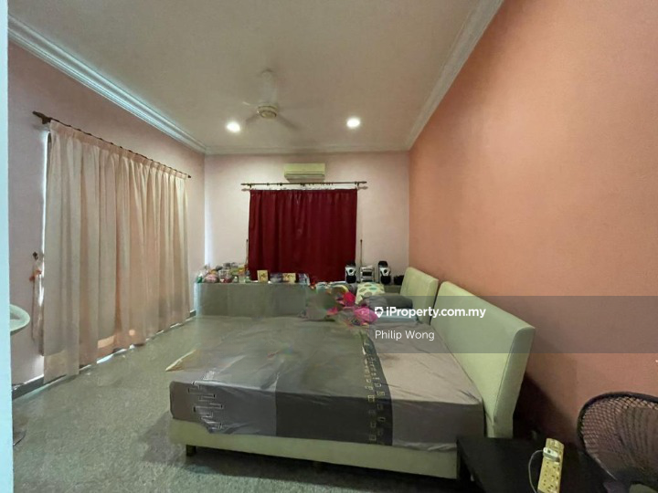 Bungalow House untuk Dijual di Taman Equine, Seri Kembangan oleh Philip Wong - iProperty.com.my