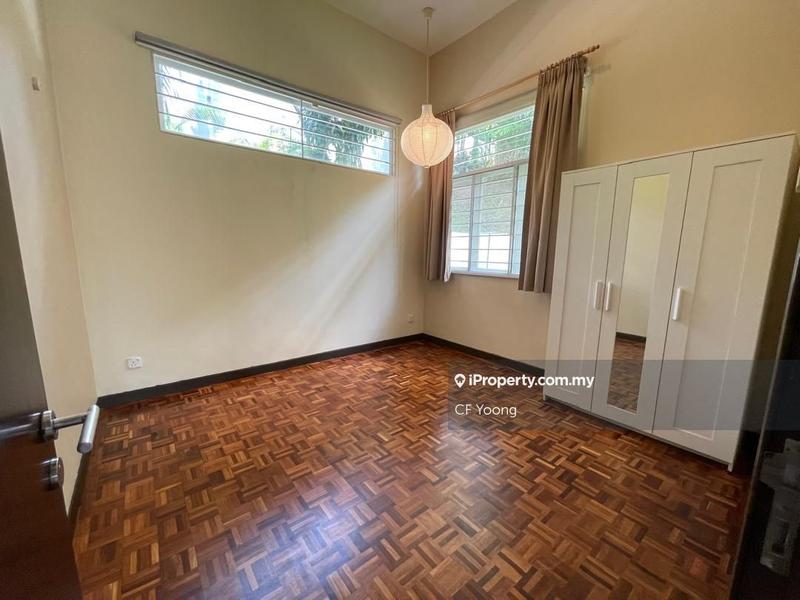 Bungalow House untuk Dijual di Taman Bukit Pantai, Bangsar oleh CF Yoong - iProperty.com.my