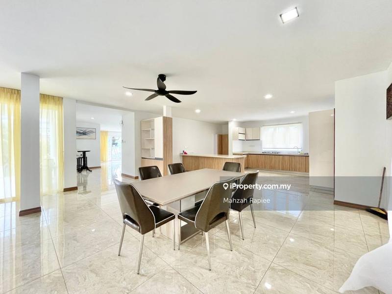 Bungalow House for Sale in Country Heights, Kajang by Mahzah Rapiee - iProperty.com.my