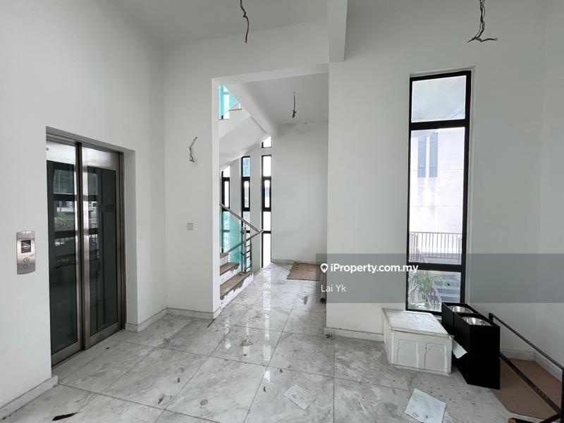 Rumah Berkembar untuk Dijual di Putra Heights, Subang Jaya oleh Lai Yk - iProperty.com.my