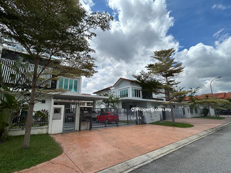 Semi-Detached House for Sale in Temasya Glenmarie, Glenmarie by Lai Yk - iProperty.com.my
