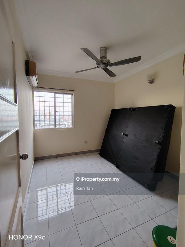 Condominium for Sale in Amadesa Resort Condominium by Rain Tan - iProperty.com.my