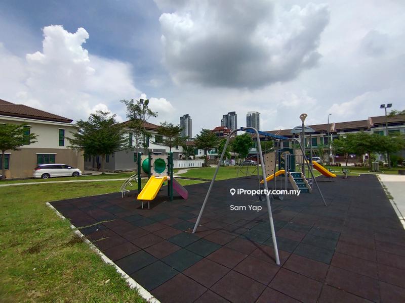 Townhouse for Rent in Bandar Damai Perdana, Cheras by Sam Yap - Exterior - iProperty.com.my