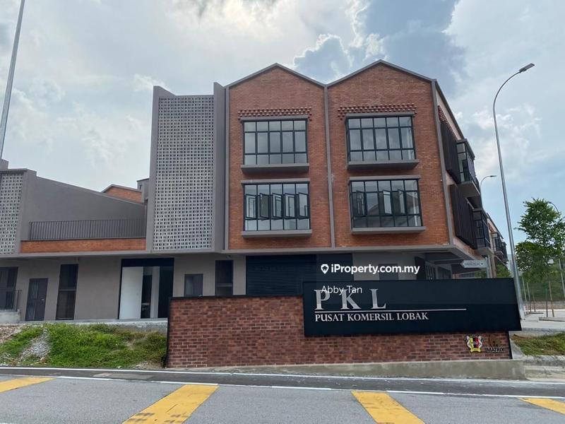 For Sale - Pusat Commercial Lobak
