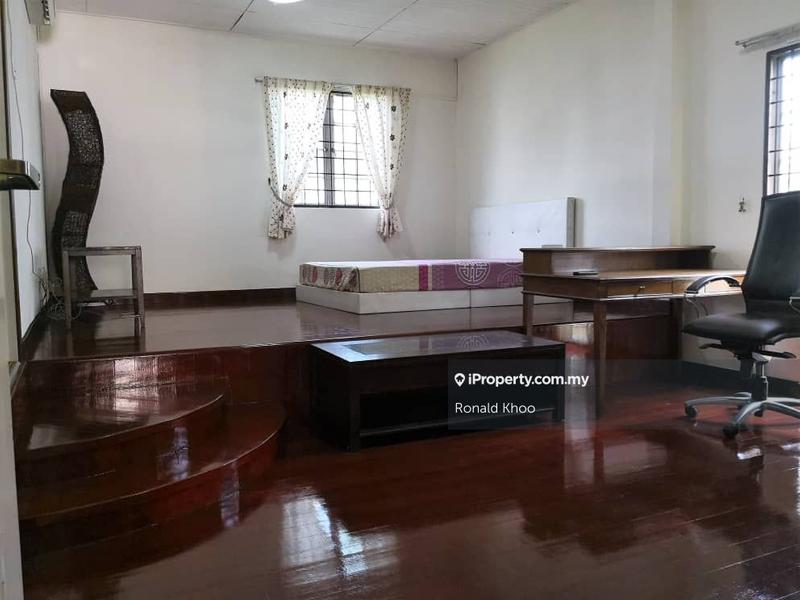 Banglo untuk Dijual di PJ ss1 kg tungku, Petaling Jaya oleh Ronald Khoo - iProperty.com.my