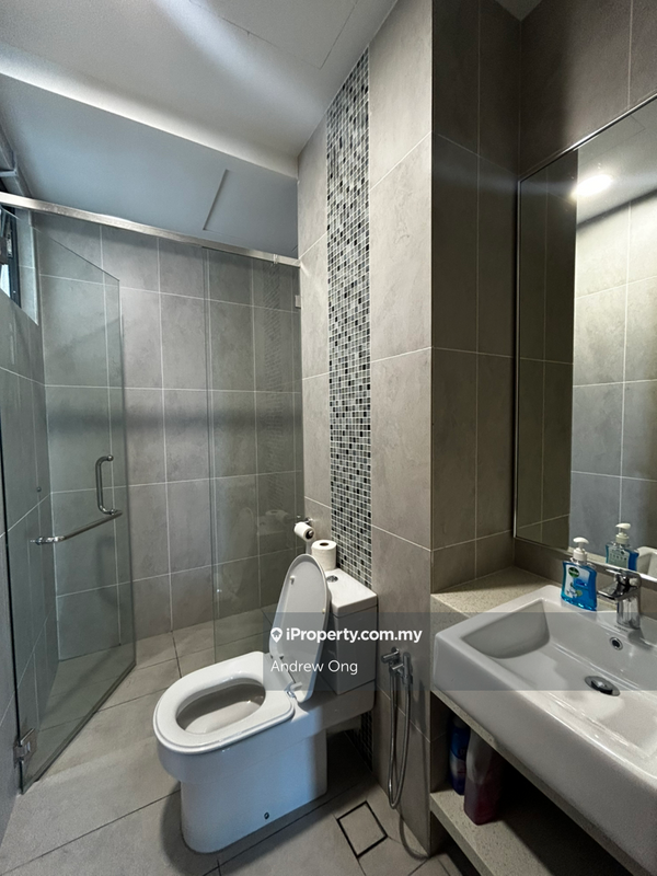 For Rent - Queens Residences Q2 @ Queens Waterfront