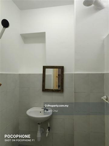 For Rent - Arena Green