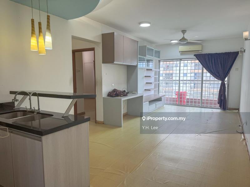 Kediaman Servis untuk Dijual di Beverly Tower @ Plaza Medan Putra oleh Y.H. Lee - iProperty.com.my