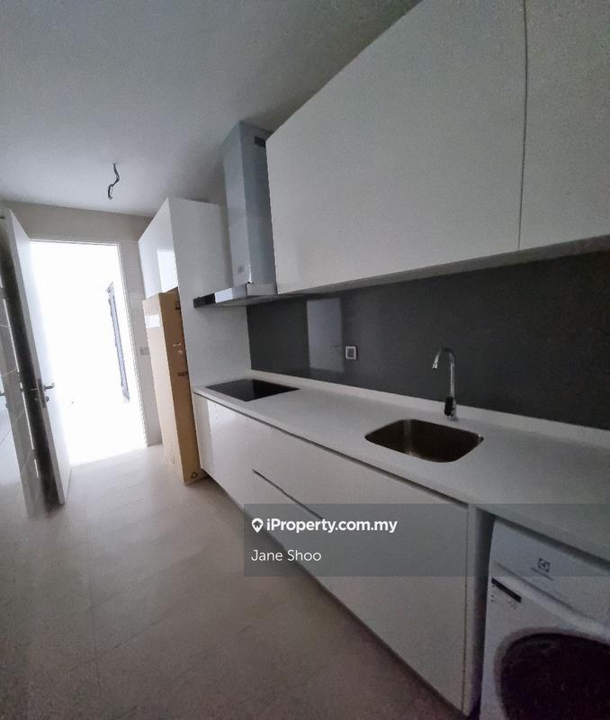 Service Residence for Sale in The Park 2 by Jane Shoo - iProperty.com.my