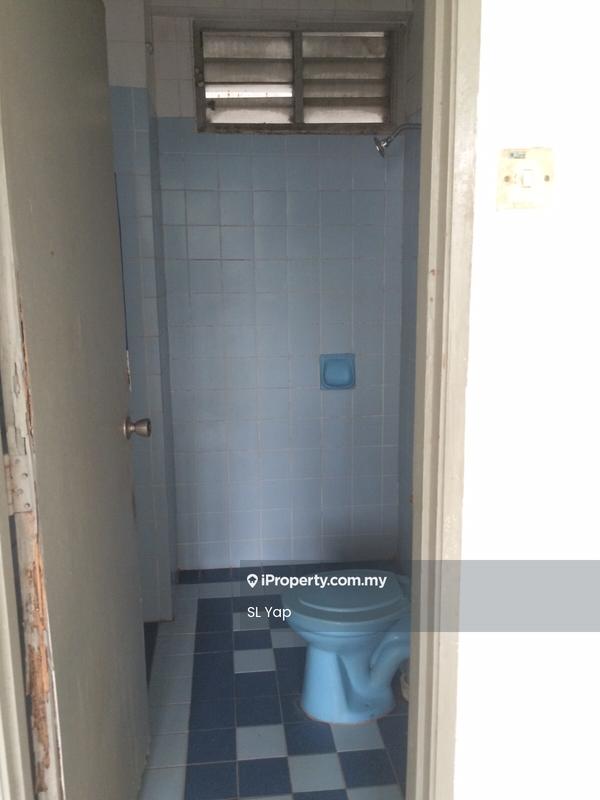 Apartment for Rent in Tasik Heights Apartment by SL Yap - Bathroom - iProperty.com.my