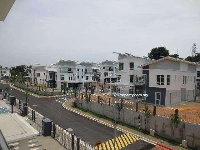Rumah Berkembar untuk Dijual di Sentosa Heights, Kajang oleh Bryan Wong - iProperty.com.my