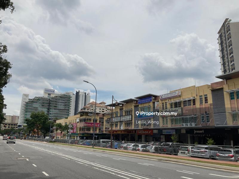 Shop for Rent in Kelana Jaya, Petaling Jaya by Leslie Wong - iProperty.com.my